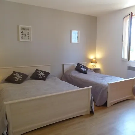 La Bagatelle * La Breille-les-Pins